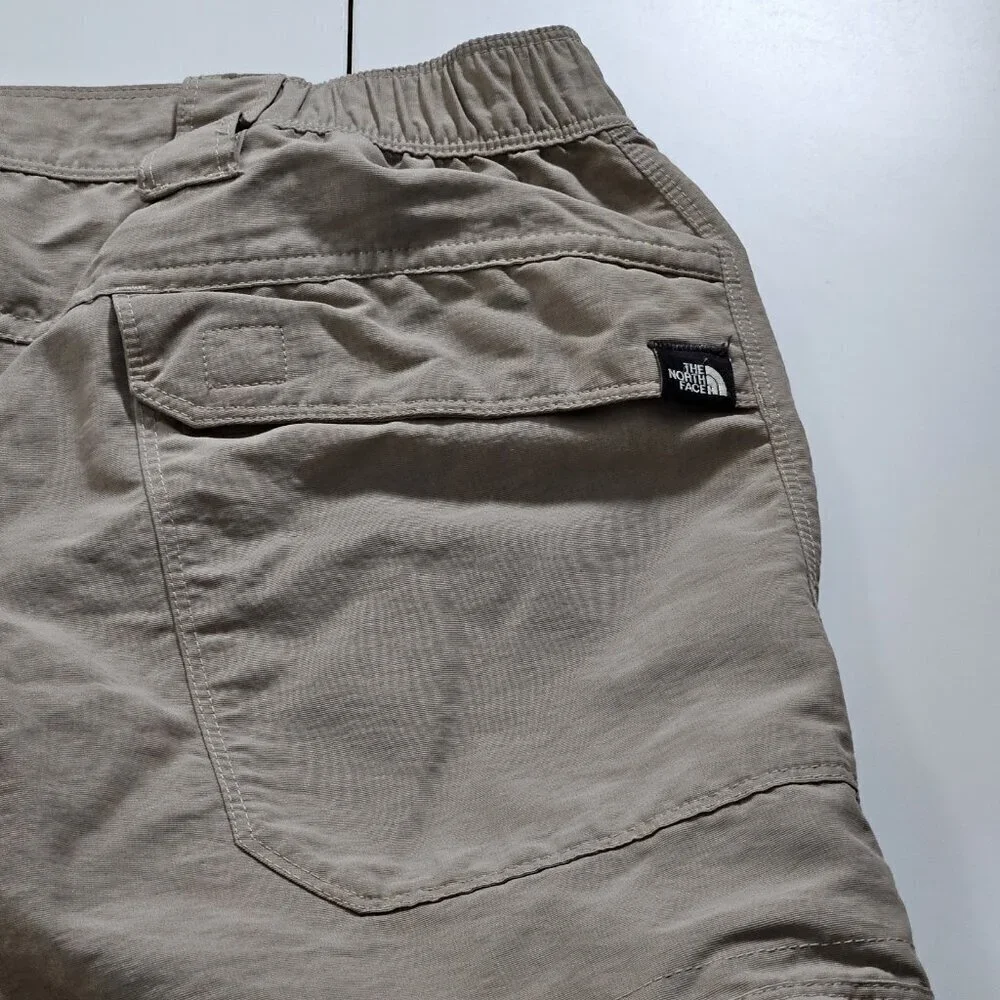The North Face Shorts Mens XL Beige Cargo Utility Nylon Pockets Outdoor Gorpcore
